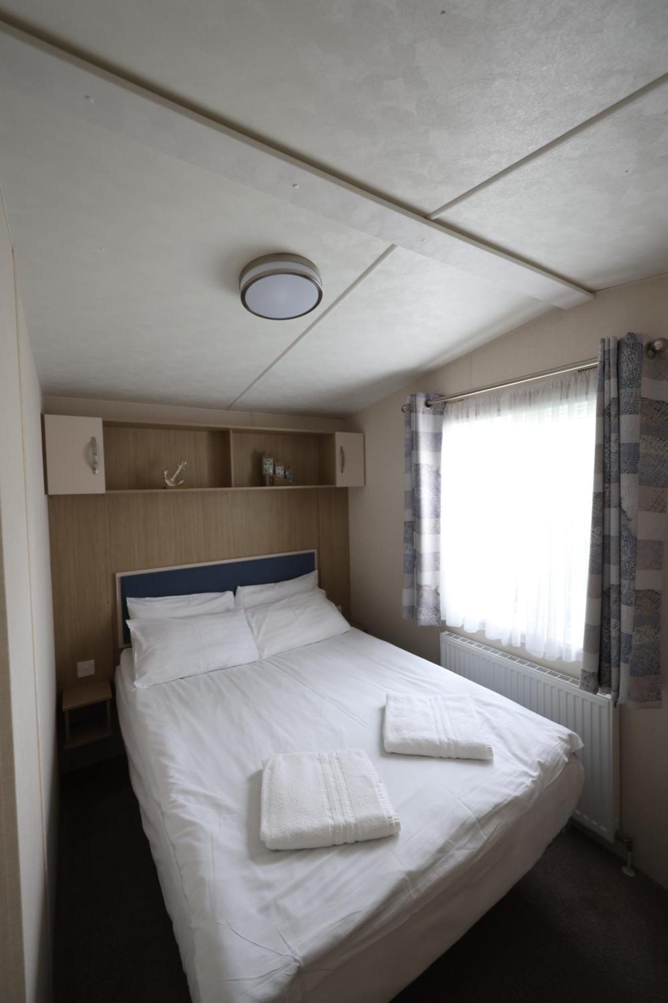 Mercury Yacht Harbour And Holiday Park Bursledon Exterior foto