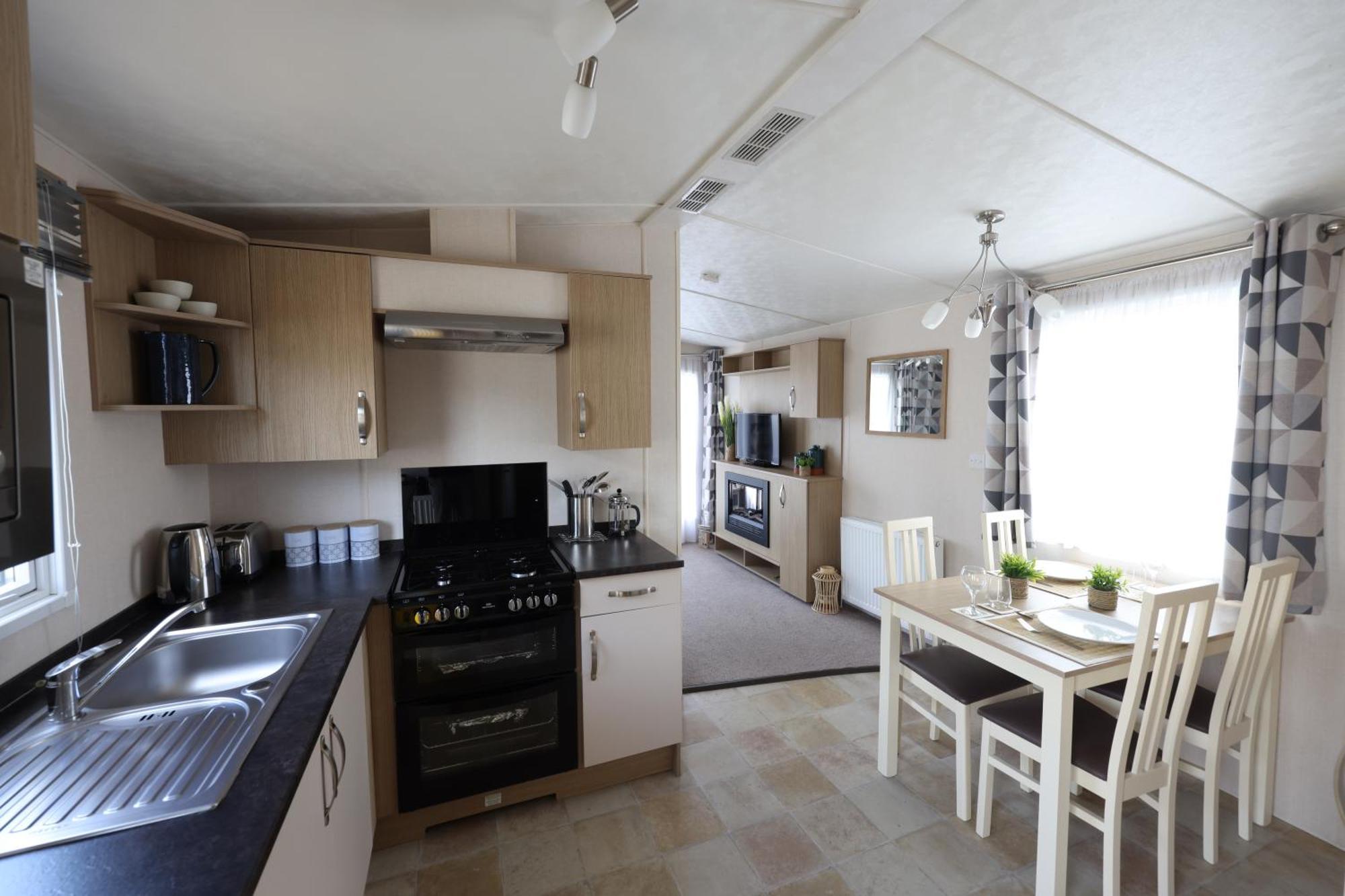 Mercury Yacht Harbour And Holiday Park Bursledon Exterior foto